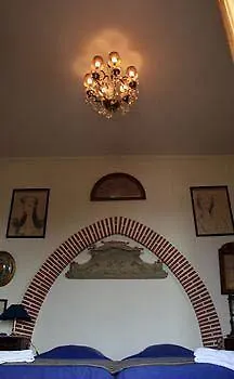 The House Of The She-pine-tree Lejlighed