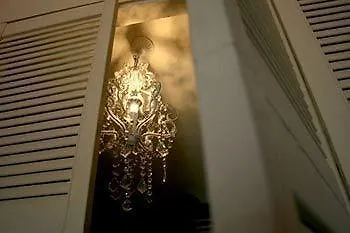 The House Of The She-pine-tree Lejlighed